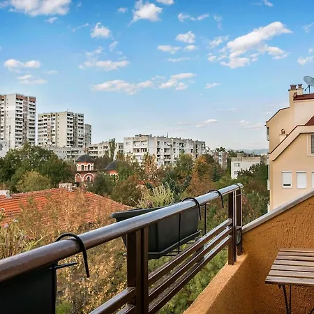 Cozy Small In A Quiet Area Apartment Sofia