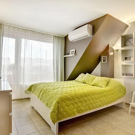 Apartment Cozy Small In A Quiet Area Sofia